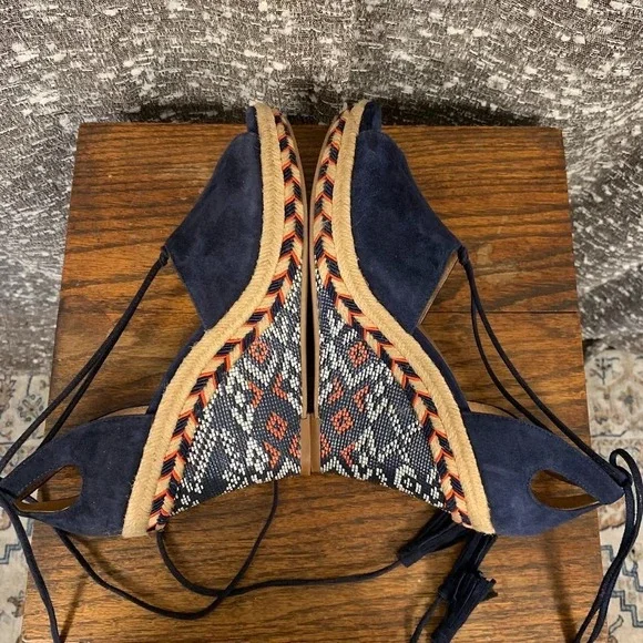 Cabi 6001 Isla Tassel Ankle Tie Espadrille Wedges Navy Blue Women's 8.5M - Picture 9 of 12